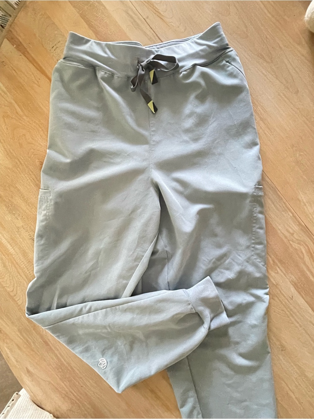 Figs Light Blue Women’s  Jogger Scrub Pant 2 xl Tall cargo pocket Yoga Band Wais